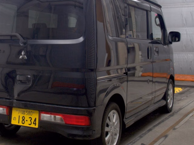 MITSUBISHI TOWN BOX