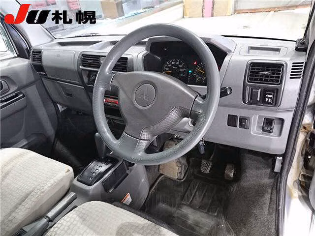 MITSUBISHI TOWN BOX