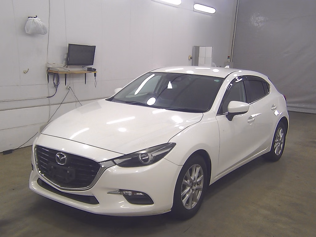 MAZDA AXELA
