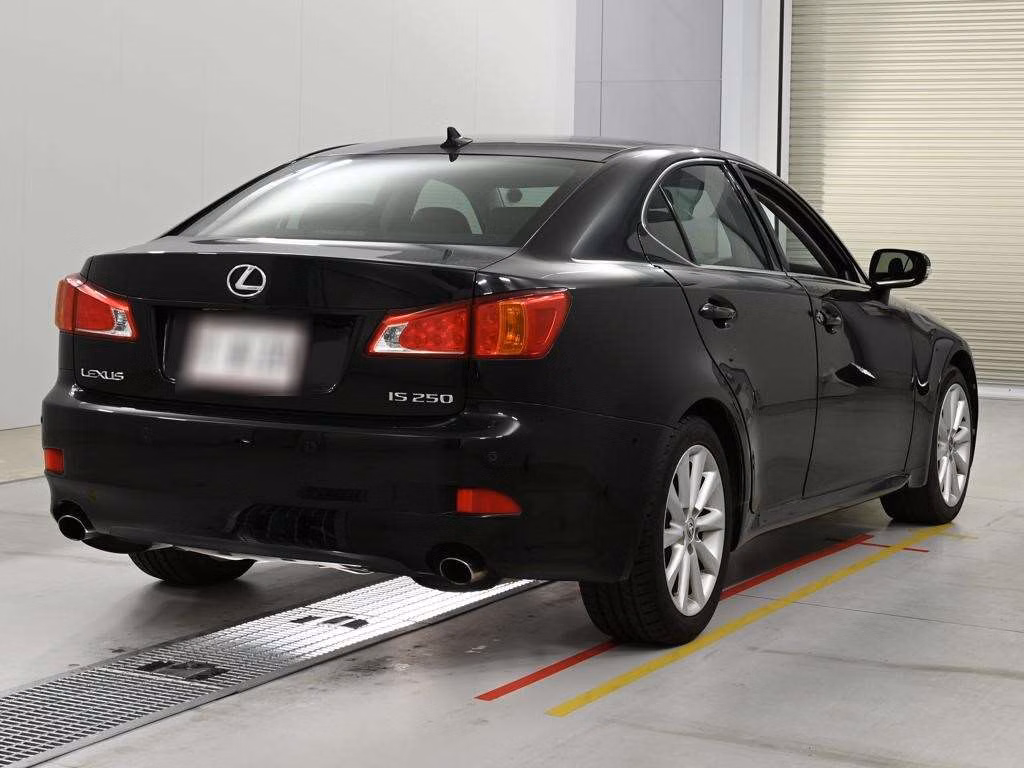 LEXUS IS250