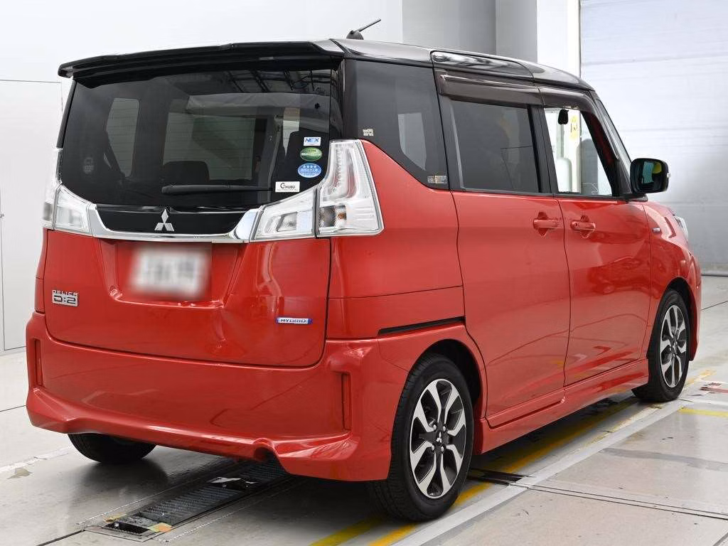 MITSUBISHI DELICA D:2
