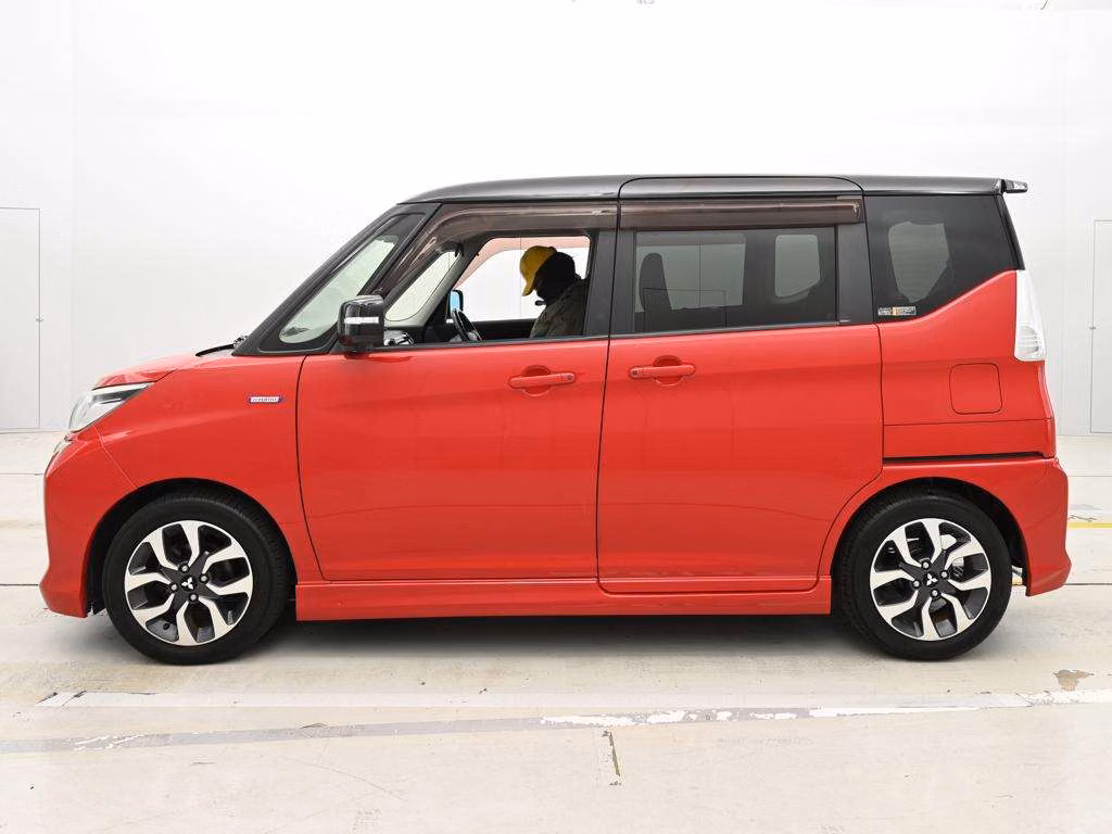 MITSUBISHI DELICA D:2