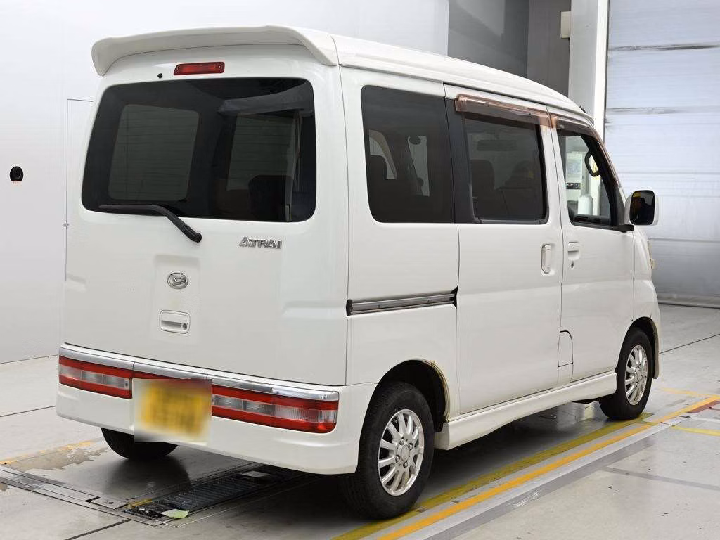DAIHATSU ATRAI