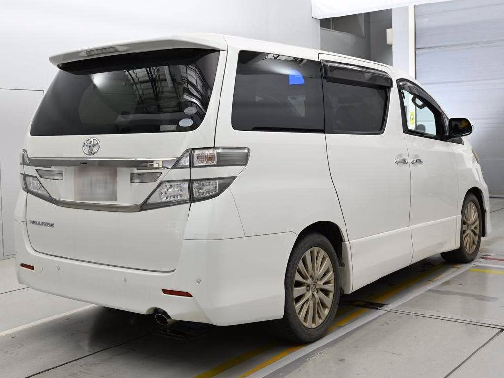 TOYOTA VELLFIRE