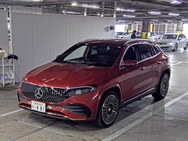MERCEDES-BENZ EQA