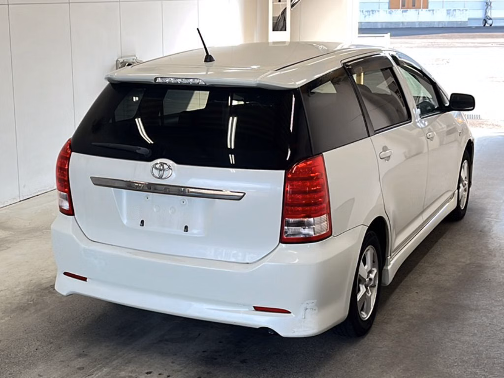 TOYOTA WISH