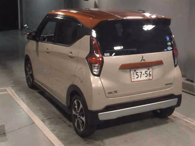 MITSUBISHI EK X