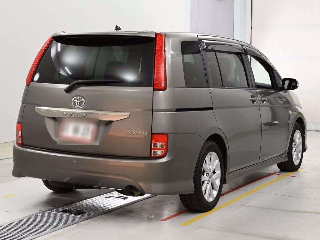 TOYOTA ISIS