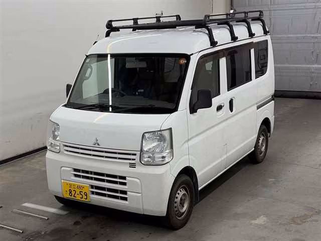 MITSUBISHI MINICAB