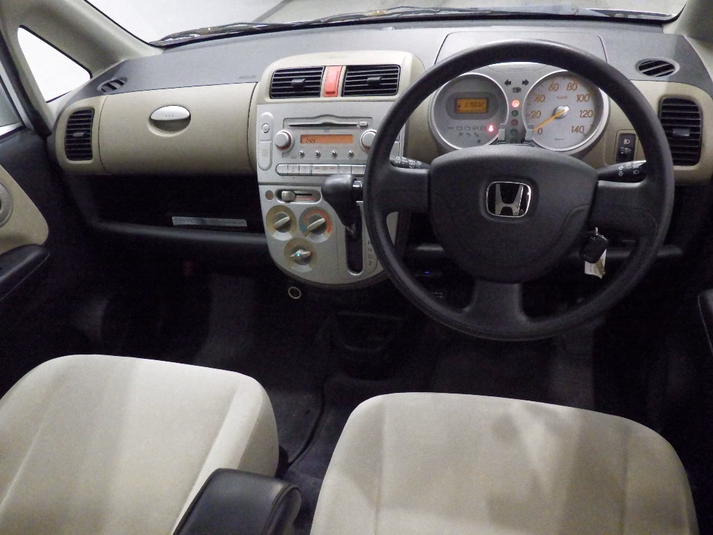 HONDA LIFE