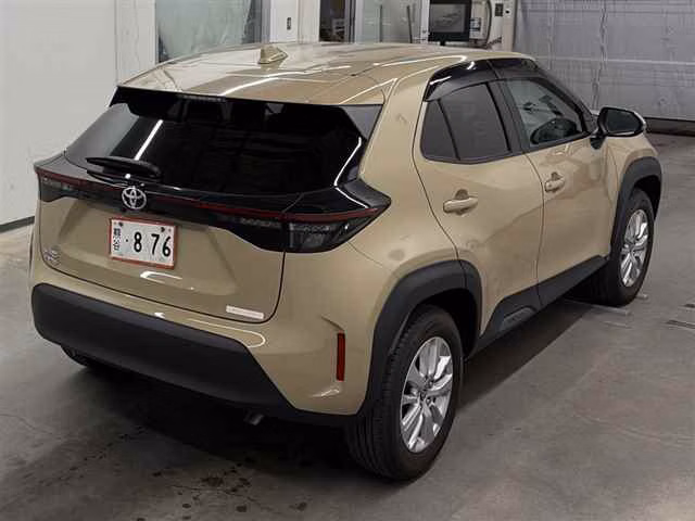 TOYOTA YARIS CROSS