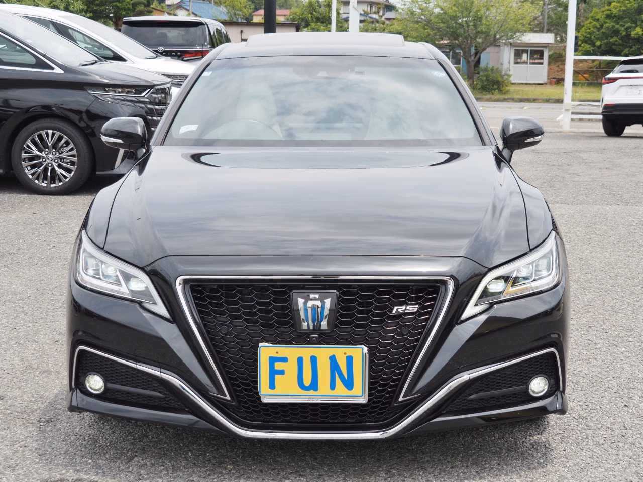 TOYOTA CROWN