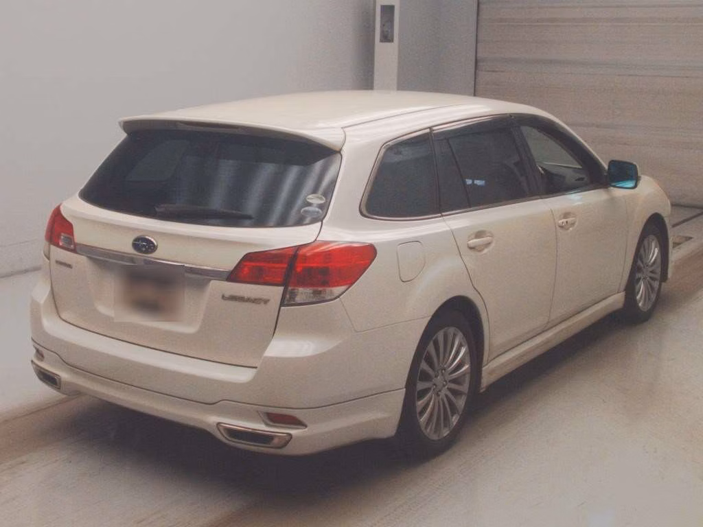 SUBARU LEGACY