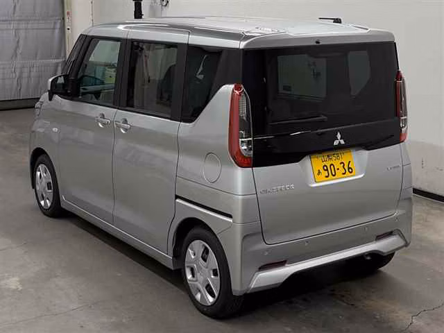 MITSUBISHI EK SPACE