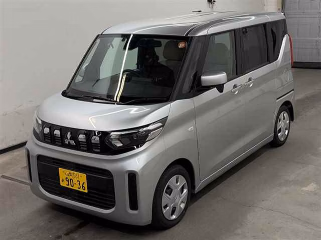 MITSUBISHI EK SPACE