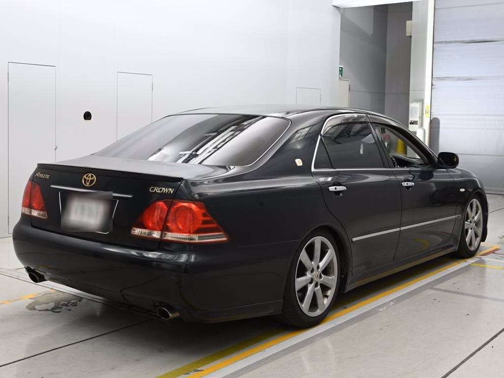 TOYOTA CROWN