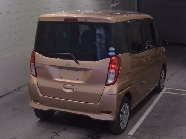 MITSUBISHI EK SPACE
