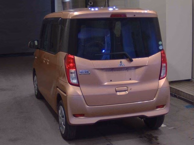 MITSUBISHI EK SPACE