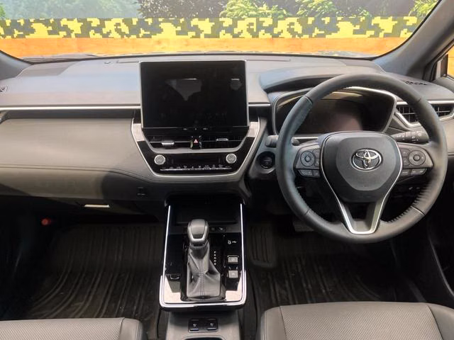 TOYOTA COROLLA CROSS
