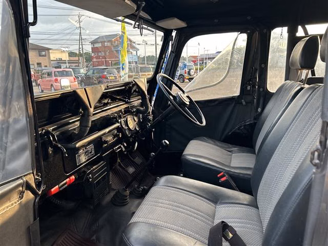 MITSUBISHI JEEP