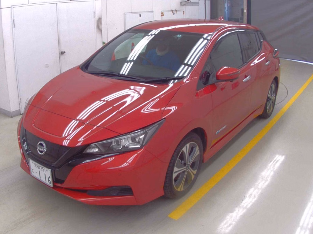 NISSAN LEAF