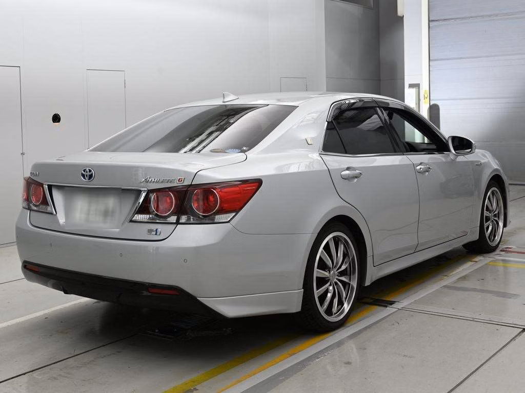 TOYOTA CROWN