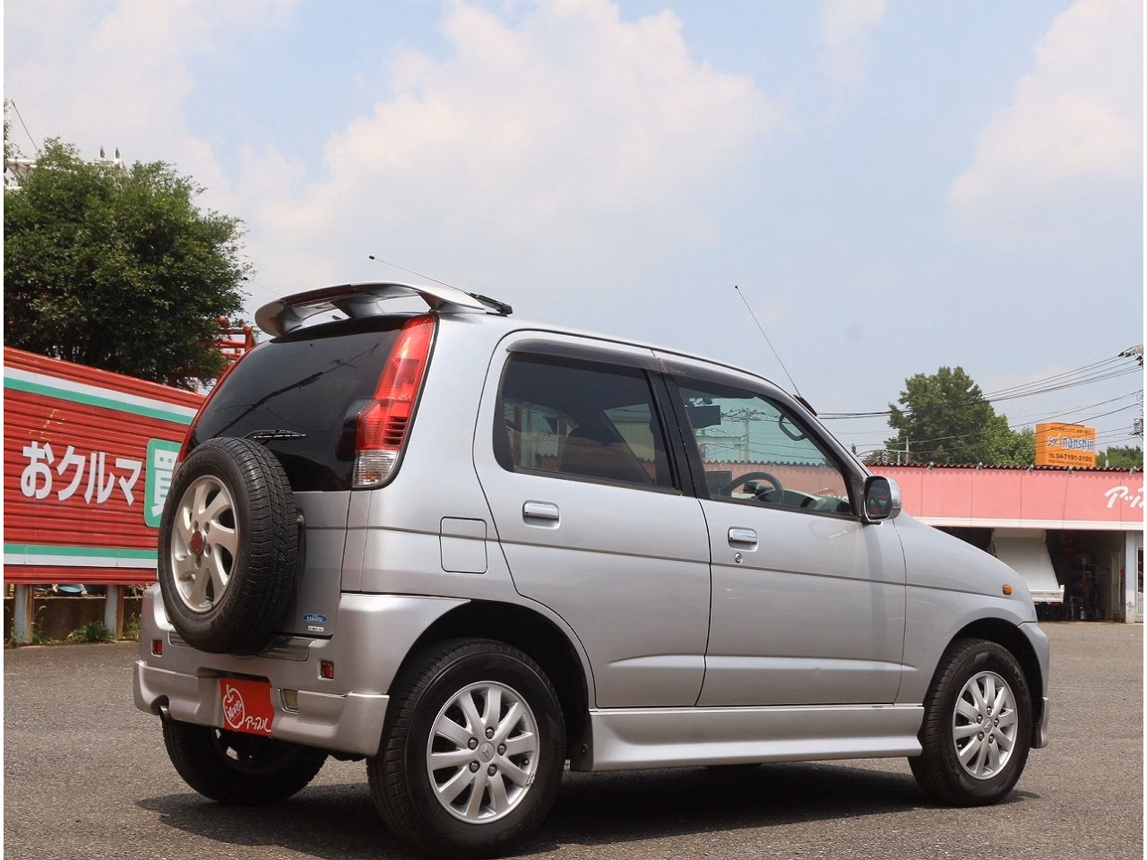DAIHATSU TERIOS KID