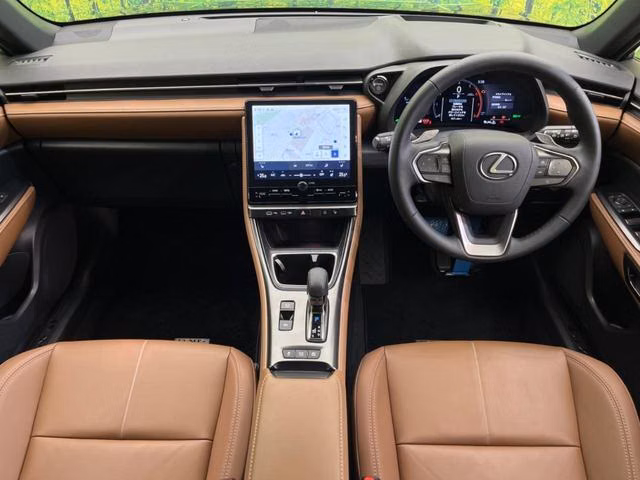 LEXUS LBX