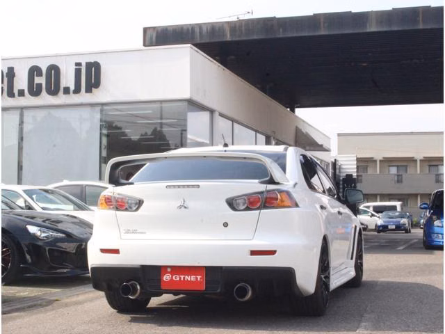 MITSUBISHI LANCER EVOLUTION