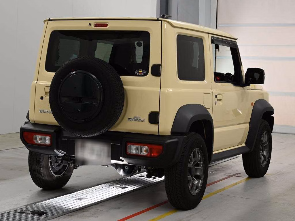 SUZUKI JIMNY SIERRA