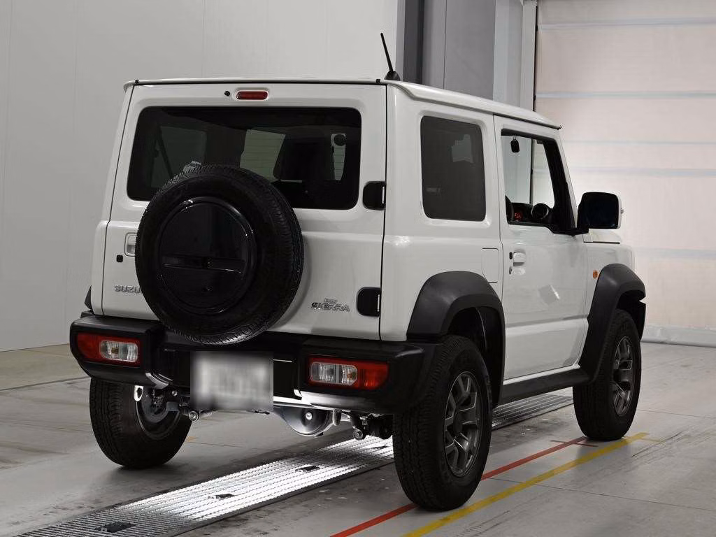 SUZUKI JIMNY SIERRA
