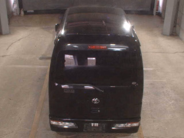 TOYOTA PIXIS VAN