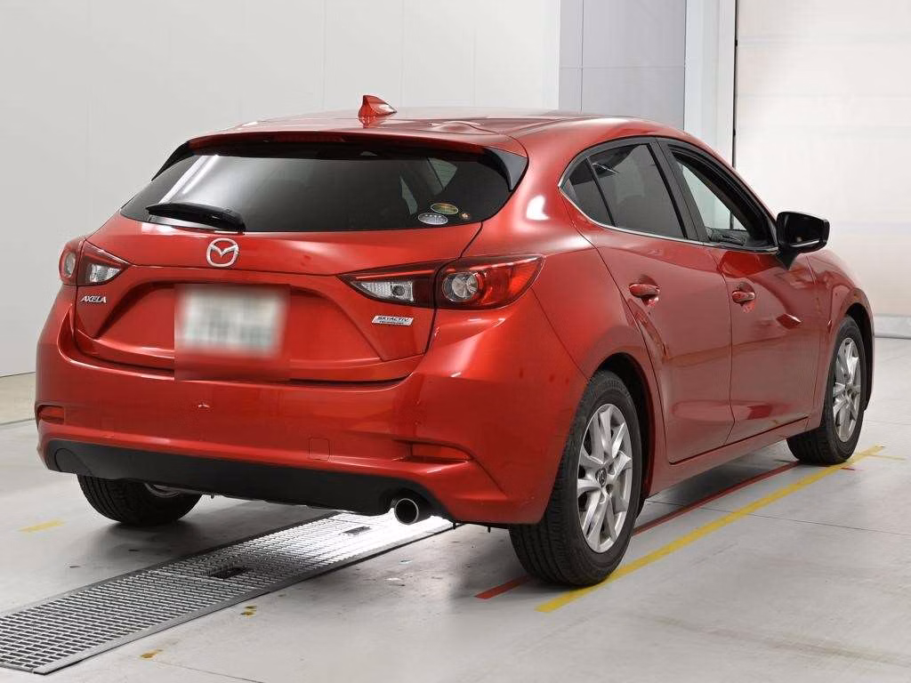 MAZDA AXELA