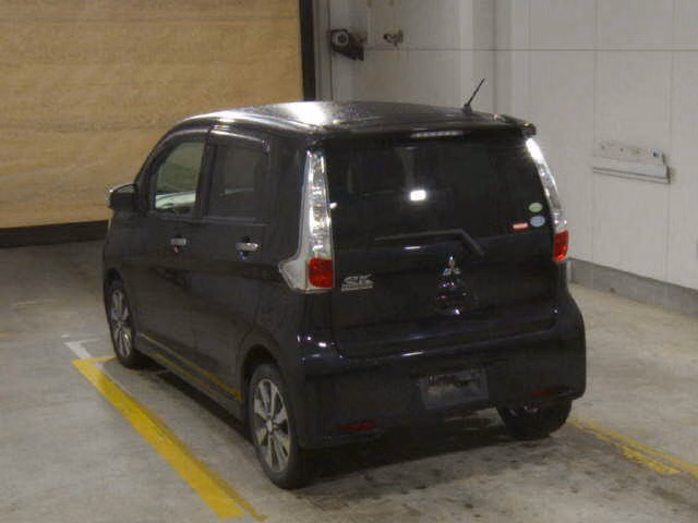 MITSUBISHI EK CUSTOM