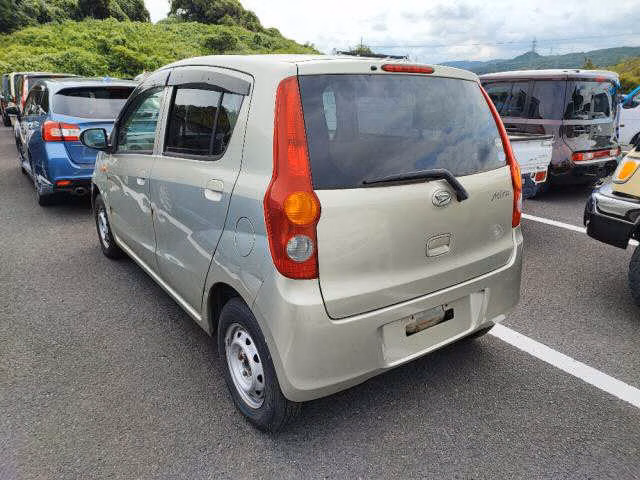 DAIHATSU MIRA