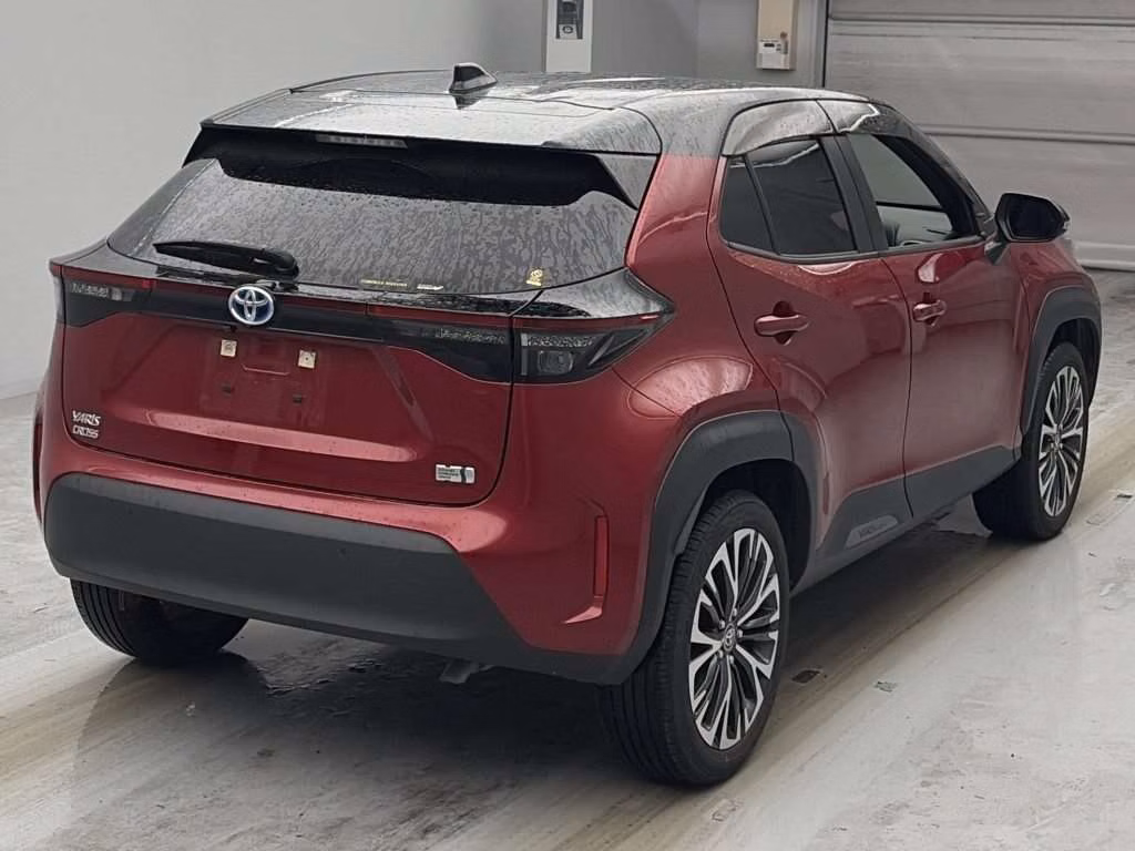 TOYOTA YARIS CROSS