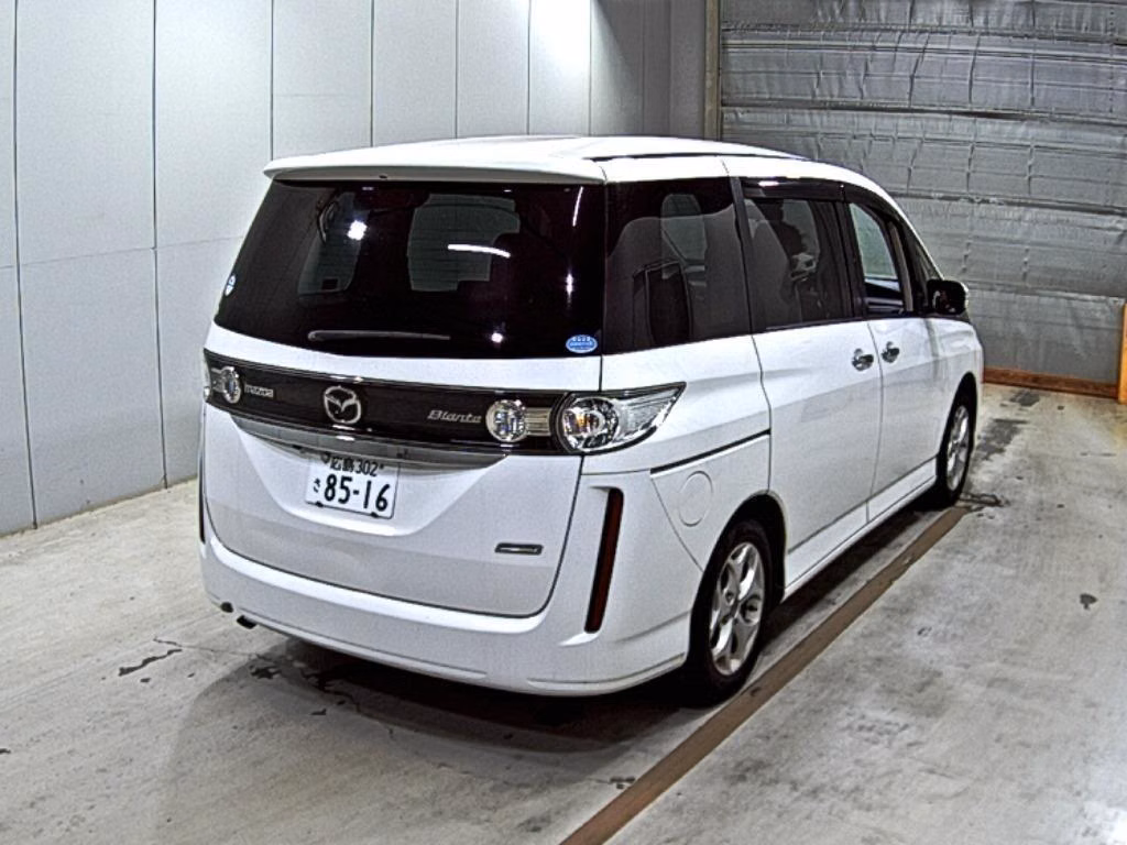 MAZDA BIANTE