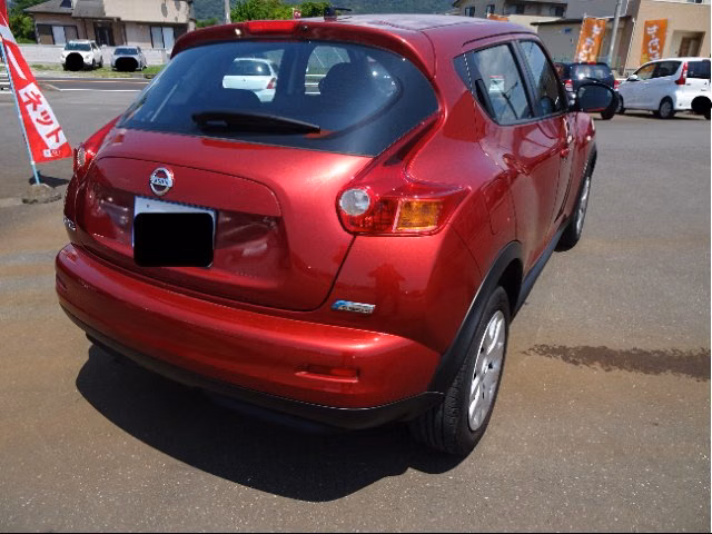 NISSAN JUKE