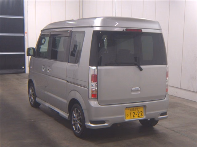 MITSUBISHI TOWN BOX