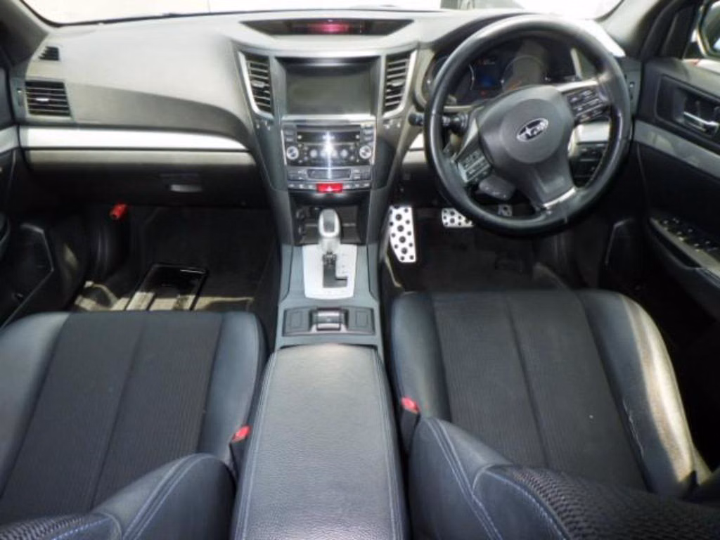 SUBARU LEGACY