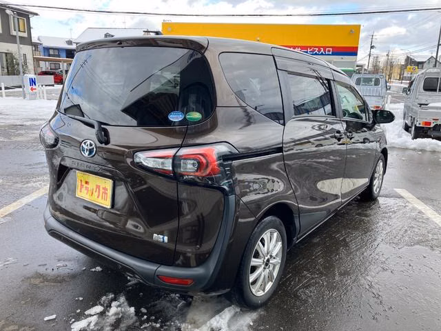 TOYOTA SIENTA