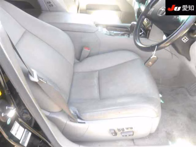 LEXUS LS460