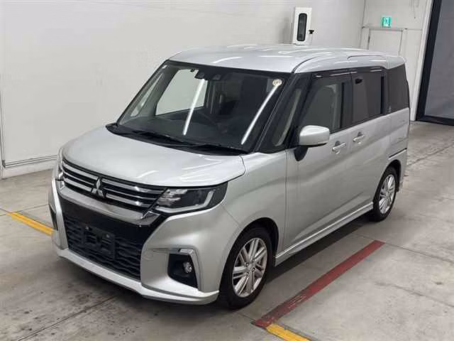 MITSUBISHI DELICA D:2