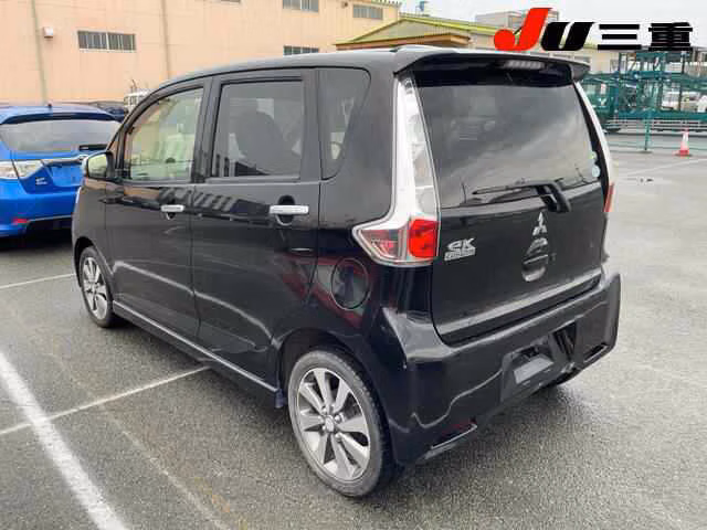 MITSUBISHI EK CUSTOM