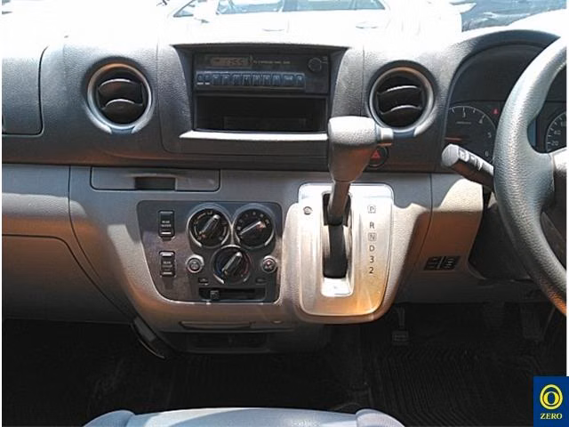 NISSAN NV350 CARAVAN