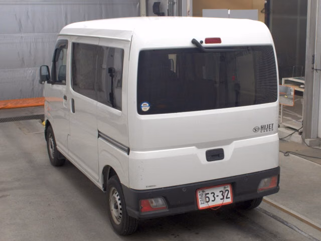 DAIHATSU ATRAI