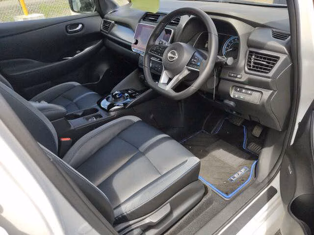 NISSAN LEAF