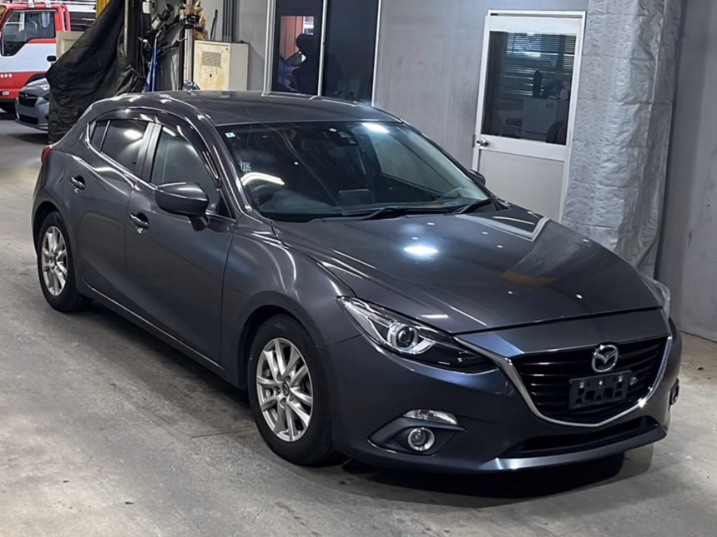 MAZDA AXELA