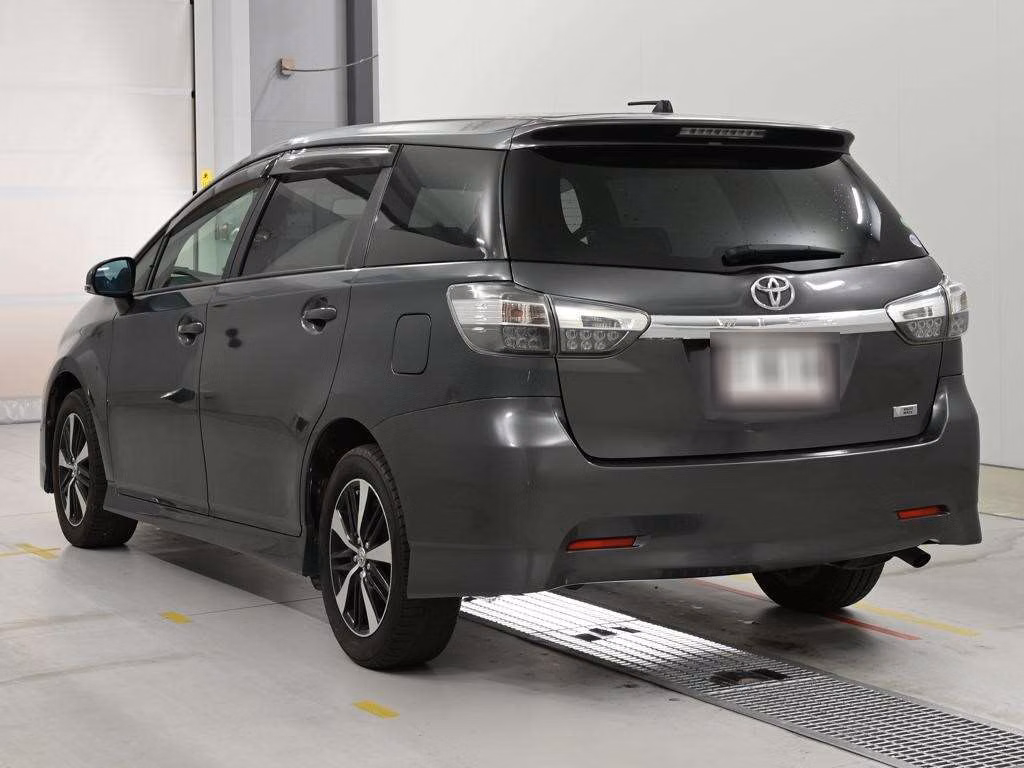 TOYOTA WISH