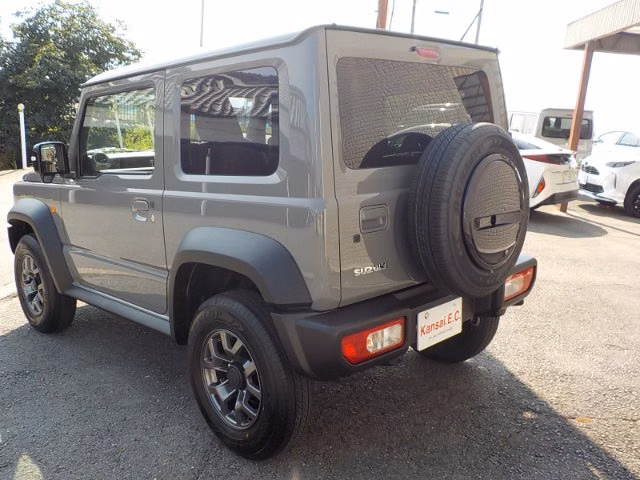 SUZUKI JIMNY SIERRA